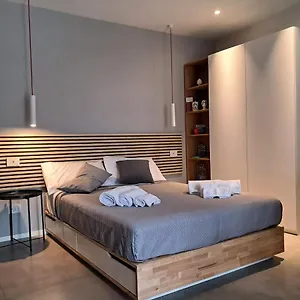 Porta San Paolo House Aparthotel
